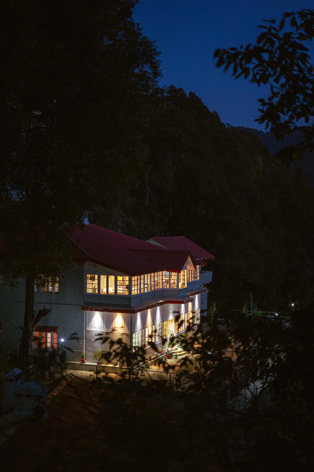 Hotel Crags Далхаузі Екстер'єр фото